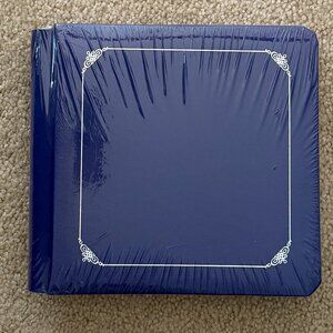 NEW Creative Memories 7x7 Sapphire Blue Album with Silver Foil Border with pages